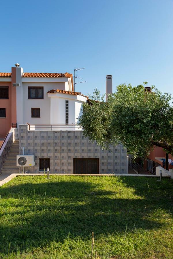 Villa Kristin 2 - 2Min Walk To Great Sandy, Shallow Beach 니키티 외부 사진